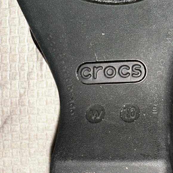 Crocs Stylish Black Strappy Sandals W 10 summer vacation spring beach - Picture 7 of 9